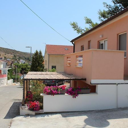 Apartments Luvi Τρογκίρ Εξωτερικό φωτογραφία