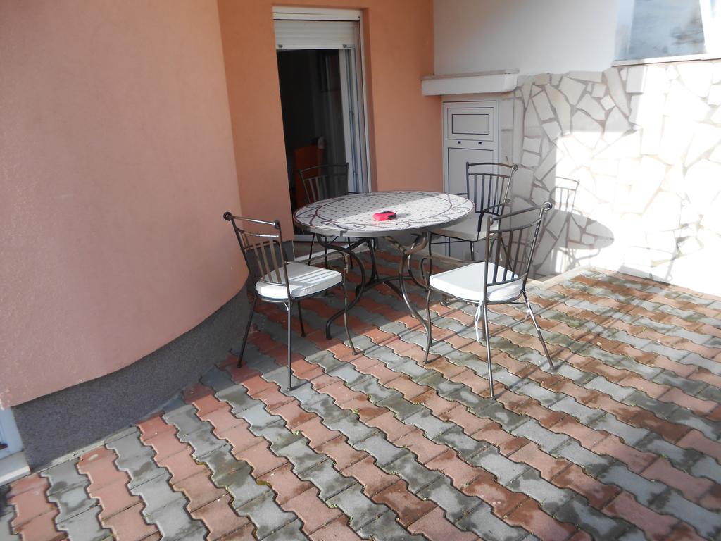 Apartments Luvi Τρογκίρ Δωμάτιο φωτογραφία