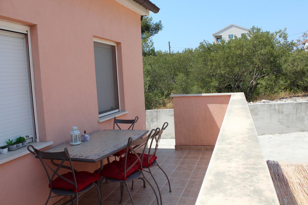 Apartments Luvi Τρογκίρ Εξωτερικό φωτογραφία