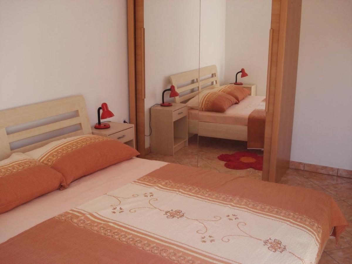 Apartments Luvi Τρογκίρ Δωμάτιο φωτογραφία